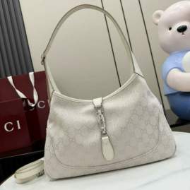 Picture of Gucci Handbags _SKUfw240289803fw